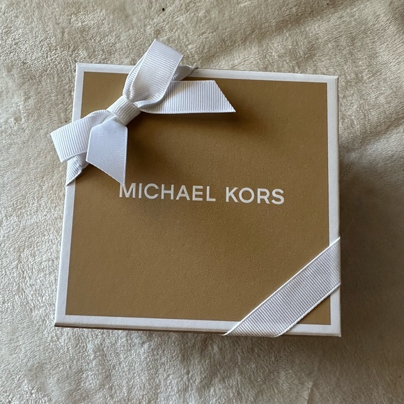 Michael Kors XS Gift Box Speciality Gift Box perfect for holiday gifts, storage - Picture 1 of 3